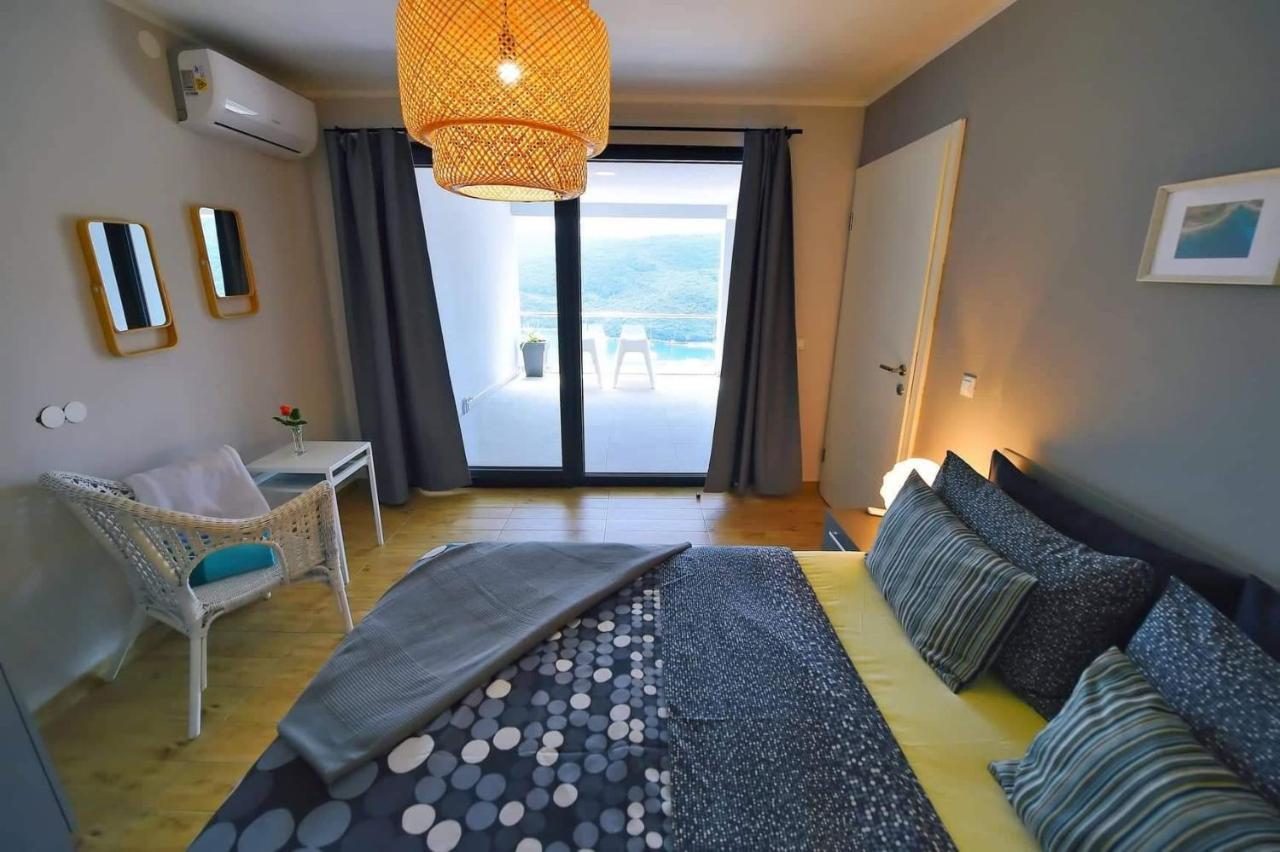 Apartment Vanilla I With Beautiful Seaview Rabac Exterior foto