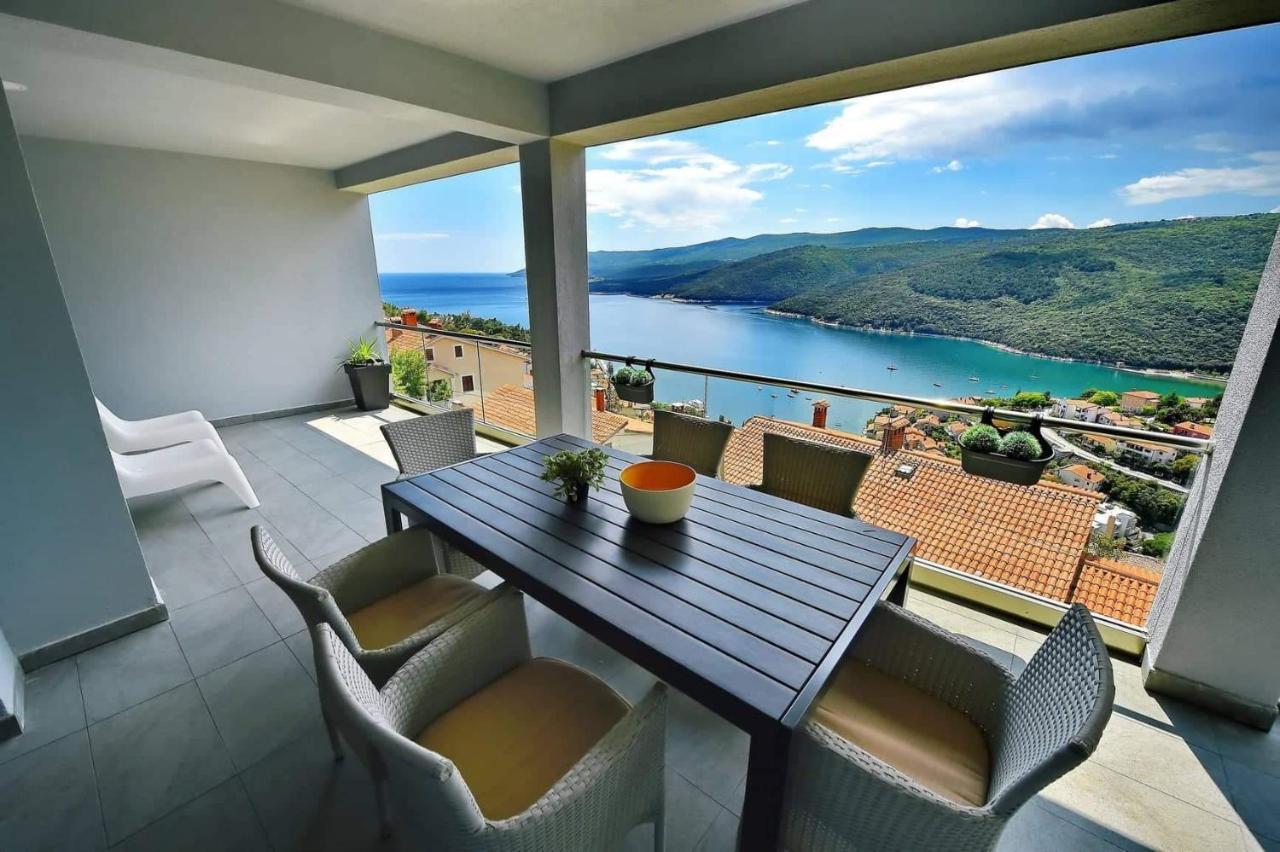 Apartment Vanilla I With Beautiful Seaview Rabac Exterior foto